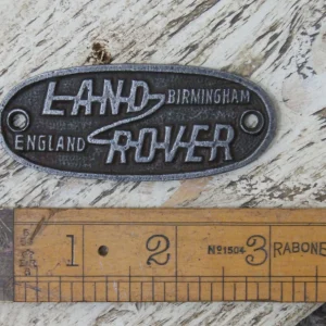 Land Rover Plaque – Oval Cast Antique Iron Badge (30mm x 75mm)