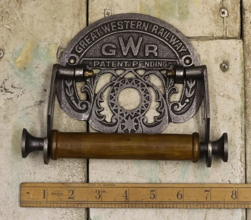 GWR Toilet Roll Holder – Cast Antique Iron & Hardwood (150mm x 200mm)