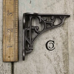 Shelf Bracket Heritage Cast Antique Iron
