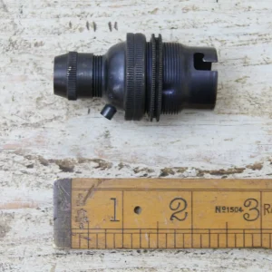 Bayonet Bulb Holder with Shade Ring – Bronze Finish (½″ B22 Cap)