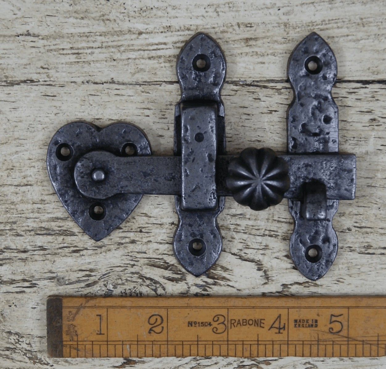 Pumpkin Ridged Door Latch Knob – Cast Iron Antique Finish 125mm