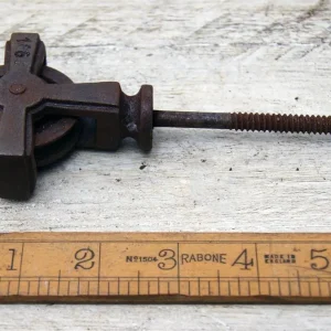 Single Pulley Wheel for Airer – 1883 Screw-In Cast Iron Pulley (Antique Finish)